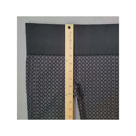 Lululemon Womens In The Flow II Crop Leggings Sz 2 – EUC - Picture 6 of 9